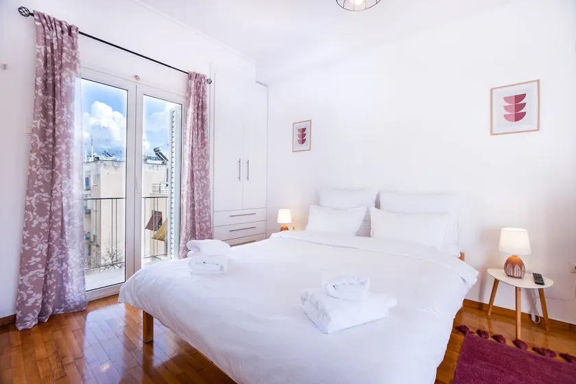 Loft Apt with Acropolis View - Image 1