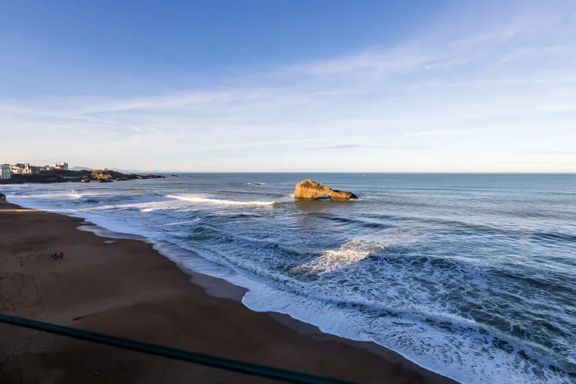 Exclusive sea view/ beach access/ 10 slp/ 1parking - Image 1