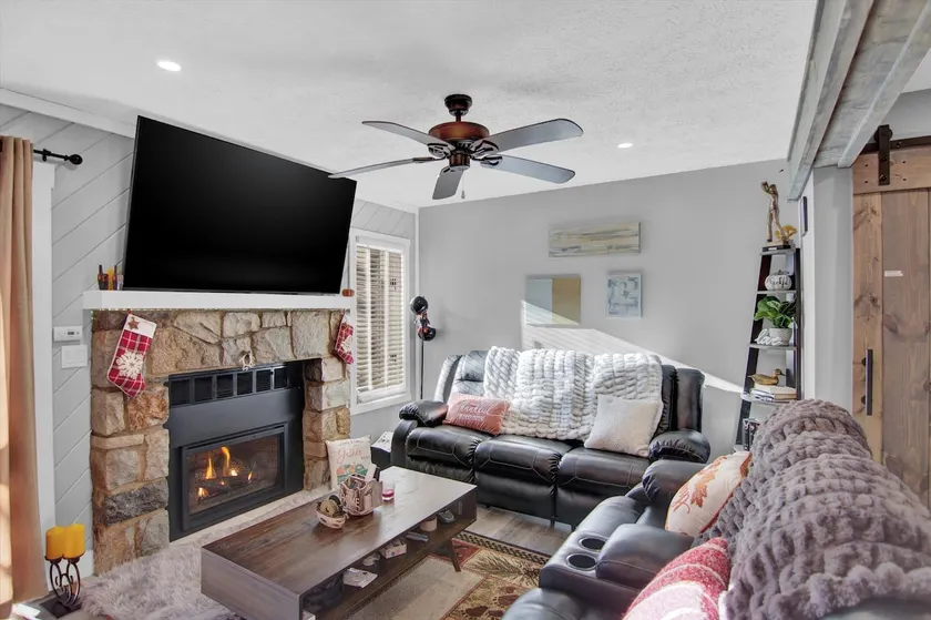 Mountan Paradise:YourDream SkiResort Home inForest - Image 1