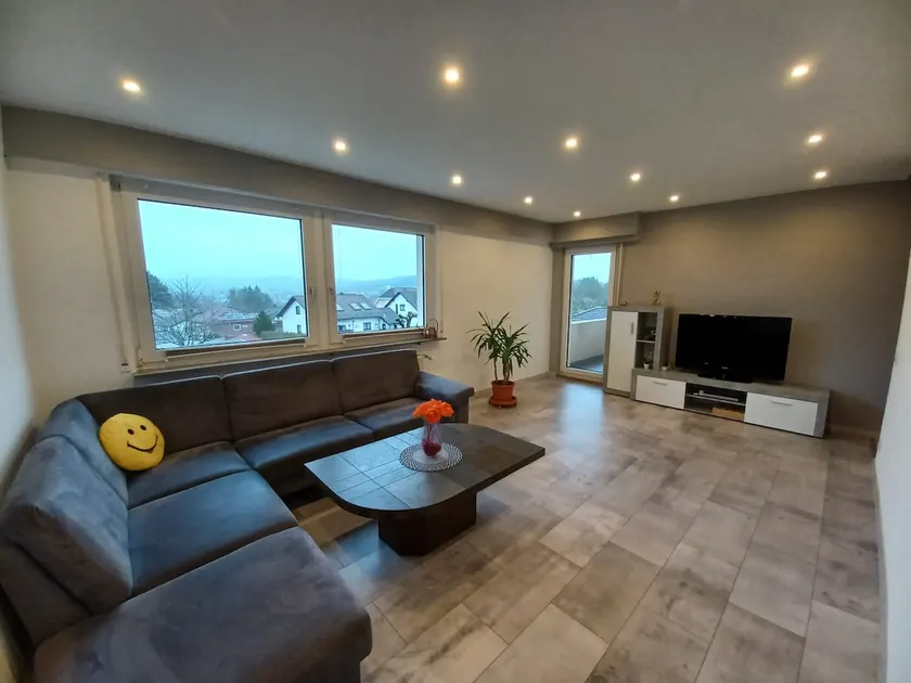 Modern apartment - Image 1