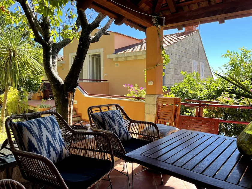 Seaside studio with garden in Dubrovnik - Image 1