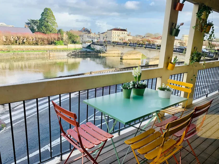 Heart of Saintes 4* 4 people - Facing Charente - Air conditioning - Image 1