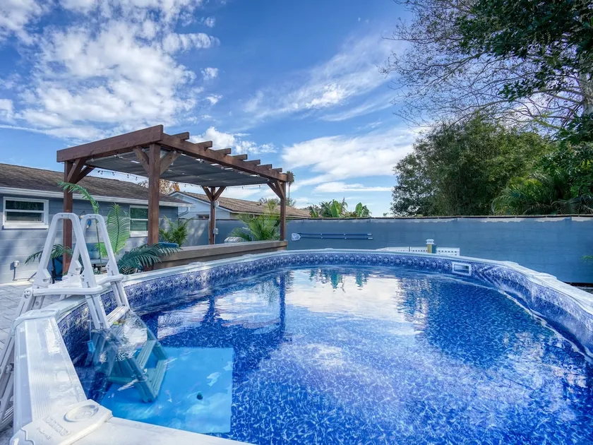 Florida style home ! - Image 1