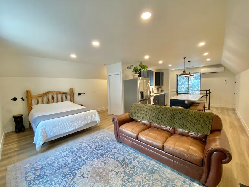 Alpenglow Studio Retreat | Hot tub - Image 1