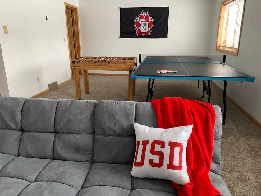 Townhouse in Vermillion close to USD - Image 1
