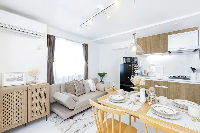Yutaka's Apartment, Family Apartment 101 - Image 1