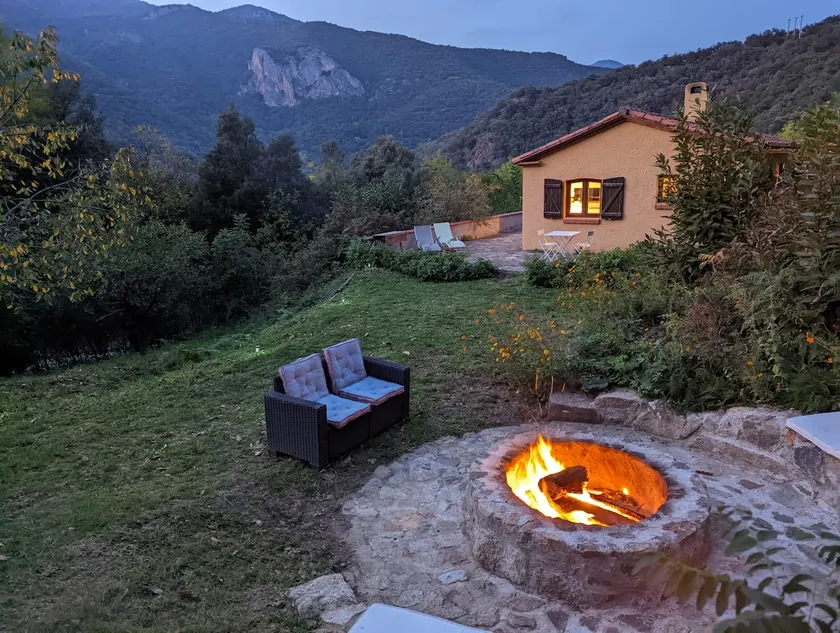 Adorable gite with wood stove - Image 1