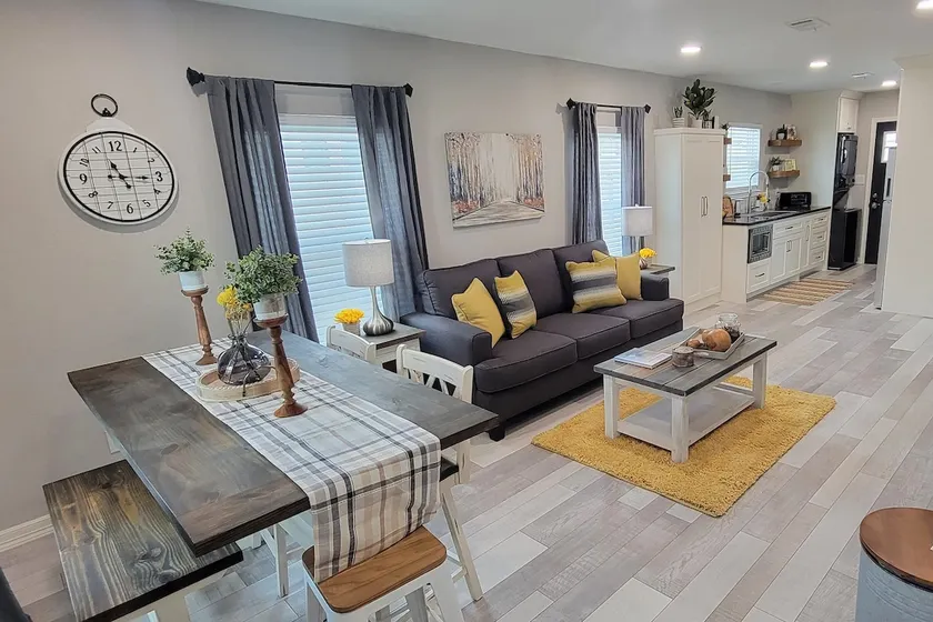 Private Home - Near Everything, Quiet Neighborhood - Image 1