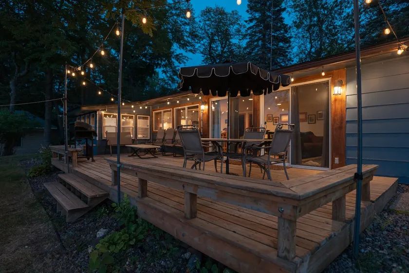 Honey Hole Lodge - Image 1