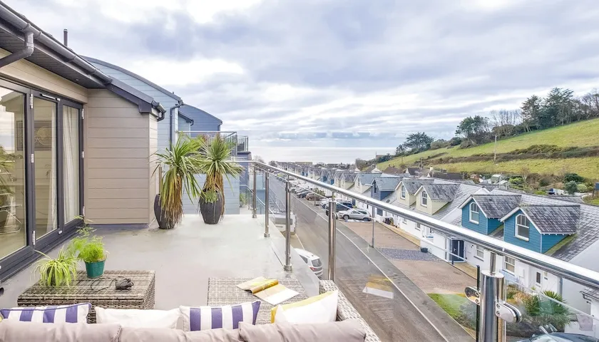 Beachside Family Retreat | Sea Views | Games Room - Image 1
