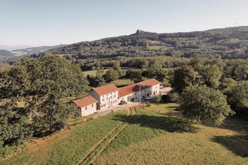 Villa nestled in the mountains, 1 hr 20 min from Lyon - Image 1