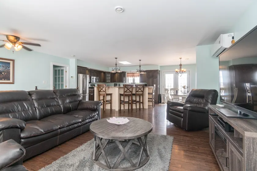 Great location 8mins from Charlottetown - Image 1