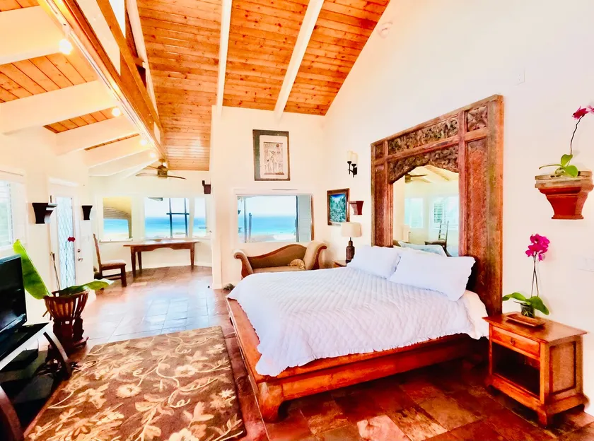 Estate Penthouse • Ocean Views • Waterfall Access - Image 1