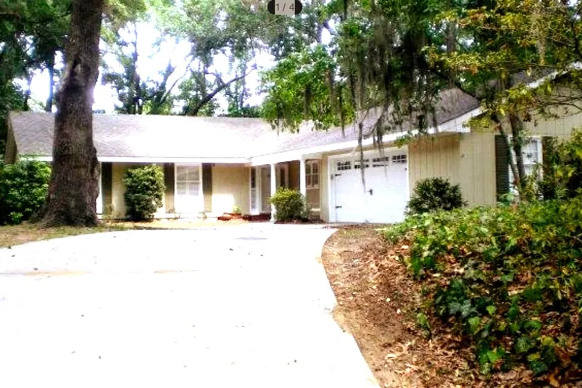 Dunn's Creek - Image 1