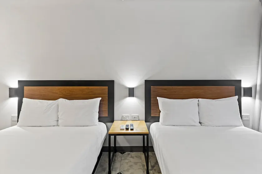 Double suite with terrace - Image 1