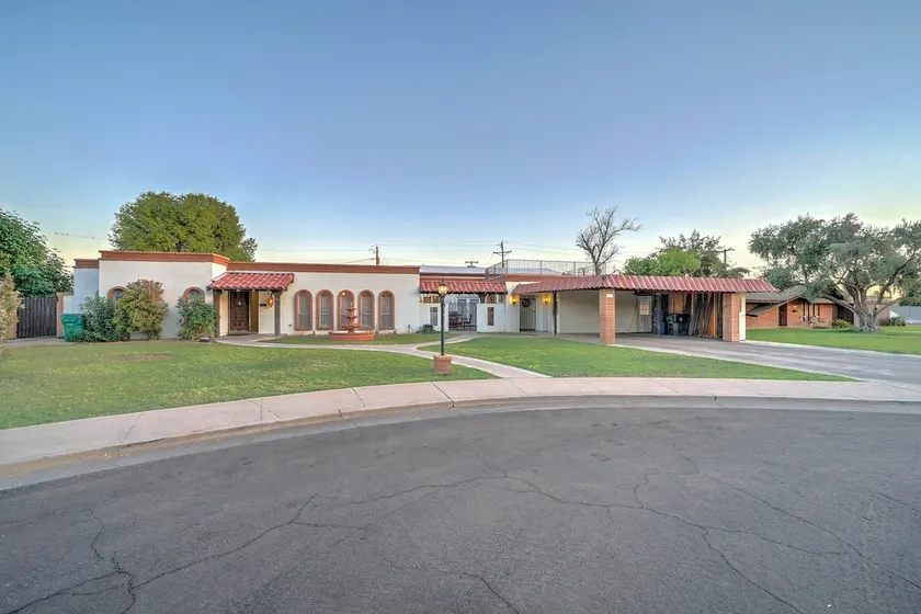 Huge 4,080 SqFt  cul-de-sac Home - Image 1
