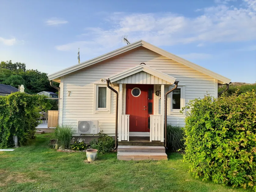 Cabin in Grundsund - Image 1
