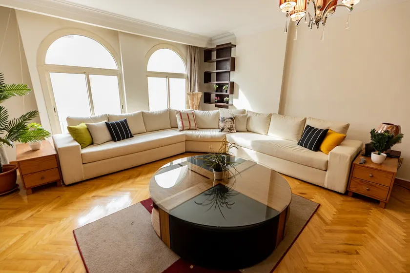 Modern Luxe Oak Orchid 3BR Apt W-Free WiFi &Parking - Image 1