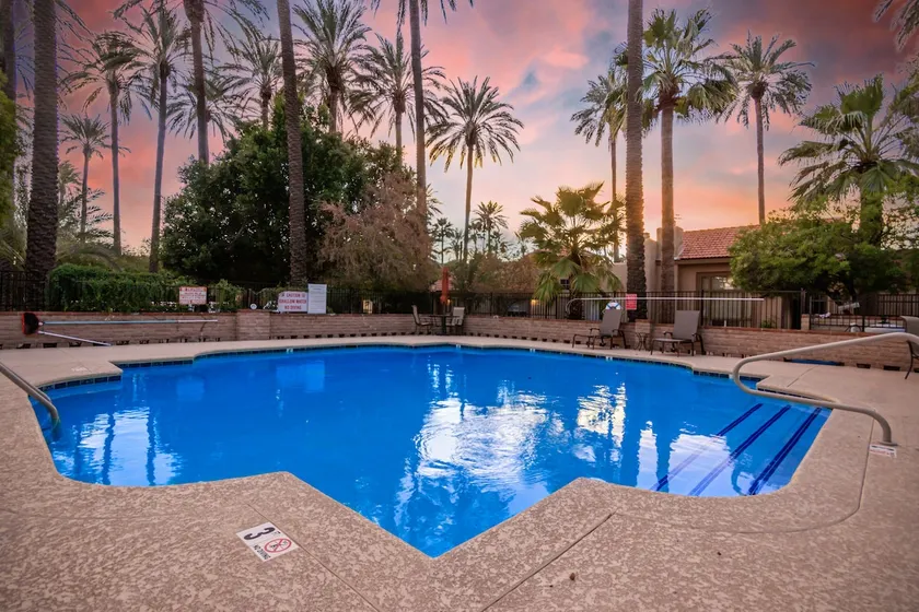 Palma Paradise 44th St - Image 1