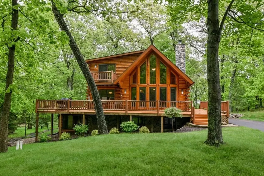 Home Sweet Log - Image 1