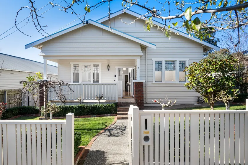 Beautiful Geelong West Home - Image 1