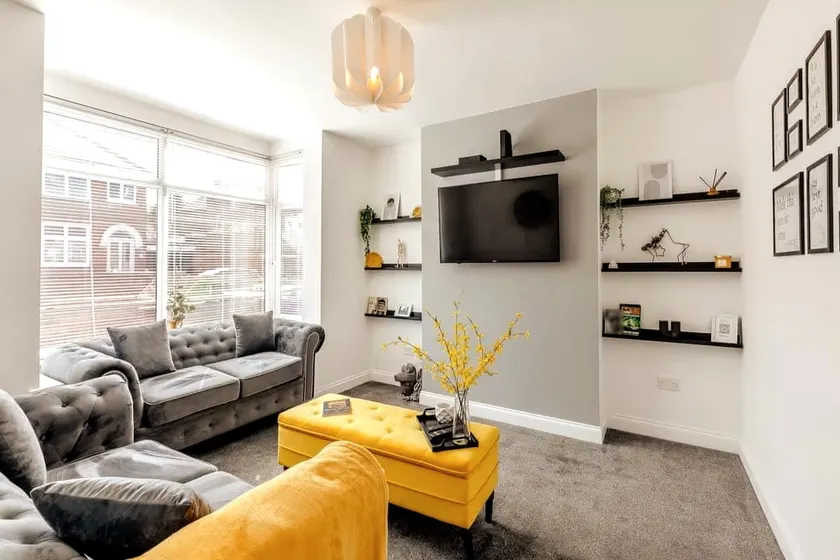 Ferrers House - Image 1