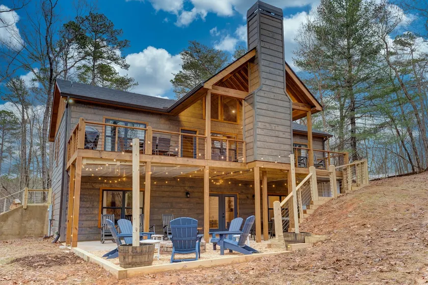 Luxury 3 Kings • Bunks •HotTub • Game • MovieRoom - Image 1
