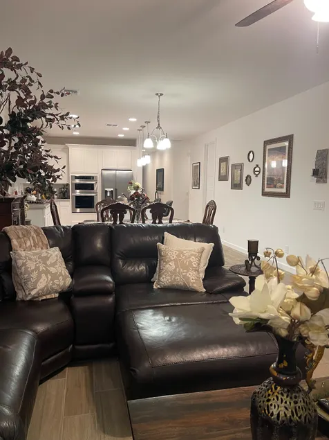New 3BDR Home Near Lake Pleasant in North Peoria - Image 1