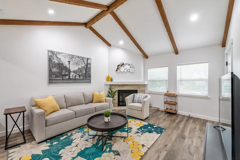 Cozy Downtown Walnut Creek 1 BR Duet (The Shuey) - Image 1