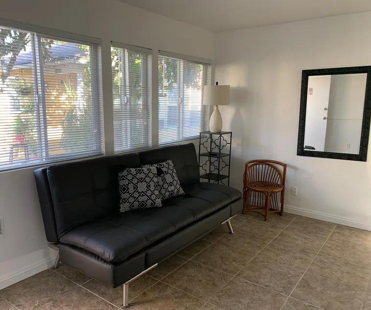Cozy duplex - Image 1
