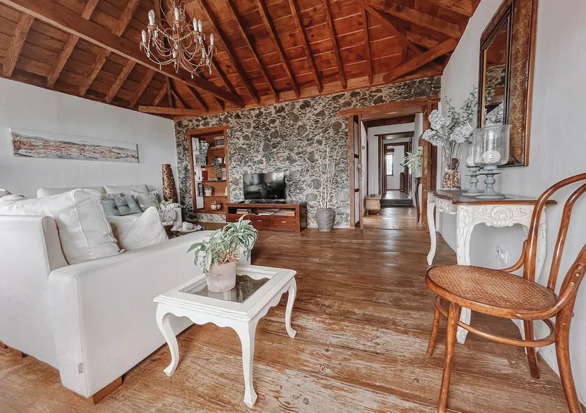 Casa La Encarnación - Image 1