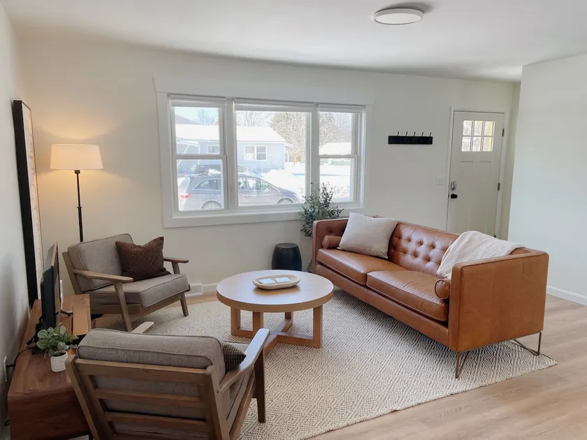 Chic & Central Home - near BTV! - Image 1