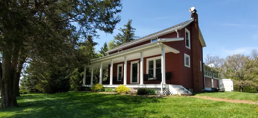 Red Hawk Ridge Retreat - Sleeps 10 - Image 1