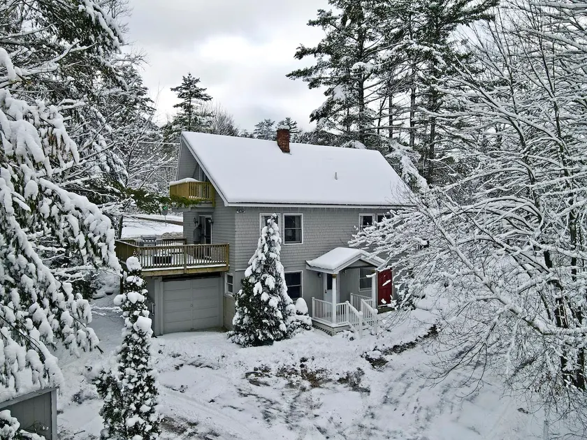 Convenient Home in Sunapee - Image 1