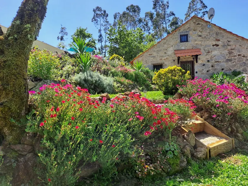 Private Pool, Stone Cottage, Vouga Valley Views - Image 1