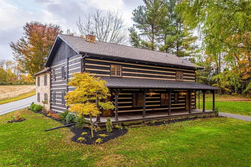 The Log House at Twin Brook - Image 1