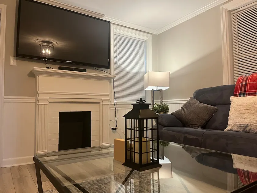 Casa Blanca - Image 1