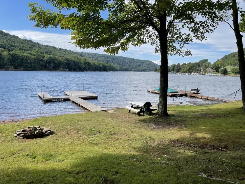 FletchersCove-DeepCreekLake-PrivateDock-HotTub - Image 1