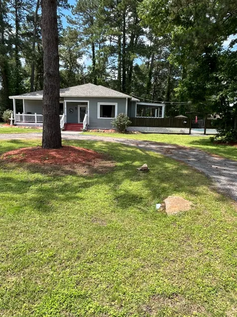 Train Depot_3 BR Home w/ Pool, Sand Volleyball and Pool Table - Image 1