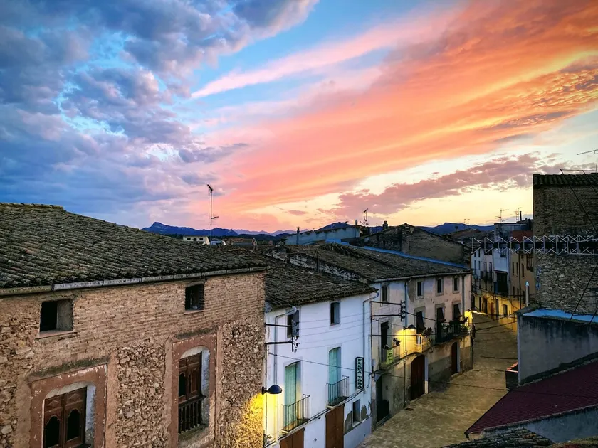 Traditional house in the heart of Catalunya - Image 1