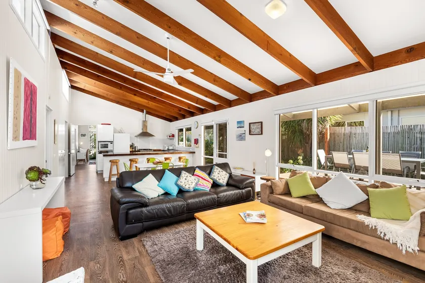 Point Lonsdale Beach House - Family Golf & EV - Image 1
