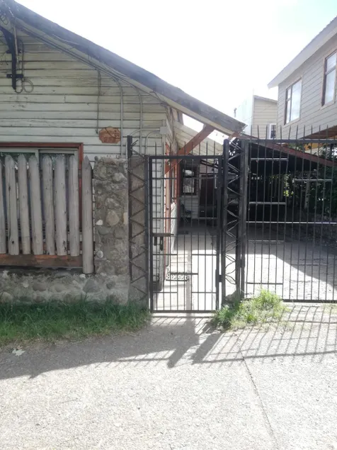 Daily rental 1 centrally located with parking - Image 1