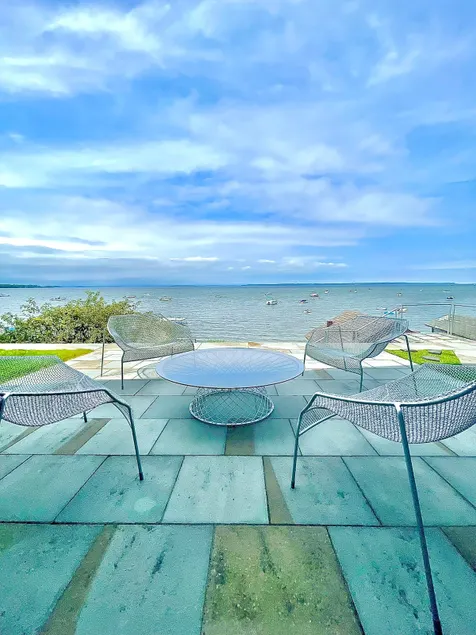 Chic Modern Lake Getaway! - Image 1