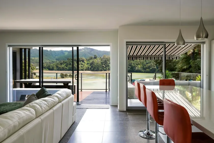 Strandhaus am Grat - Ferienhaus Kaiteriteri - Image 1