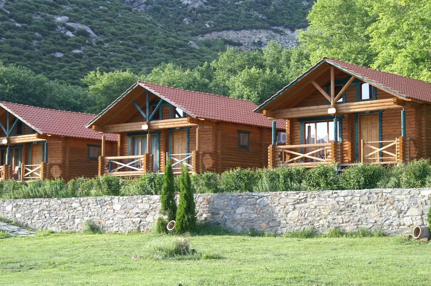 Dionysus Bungalow 3 adults - Image 1