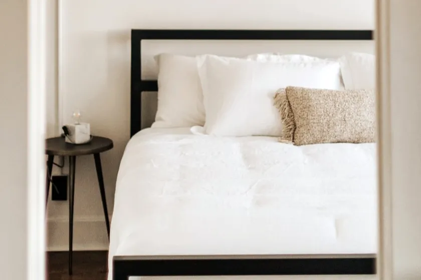 Romantic Craft District Boutique Hotel Suite - Image 1