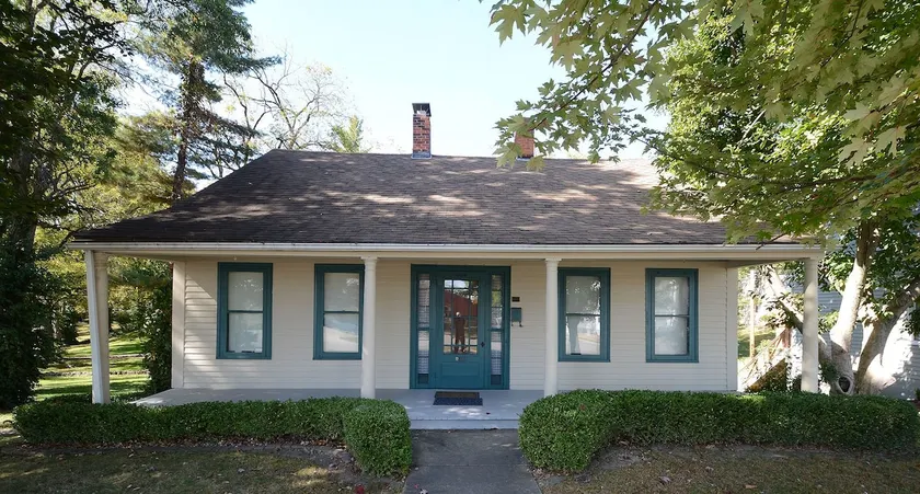 Historic stay at the 1843 Blackman-Evans Home /4BR - Image 1
