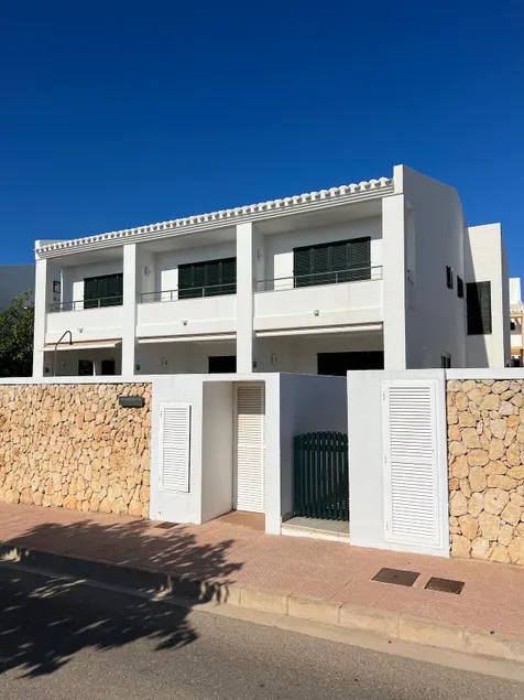 Casa Lunas 2 - Image 1
