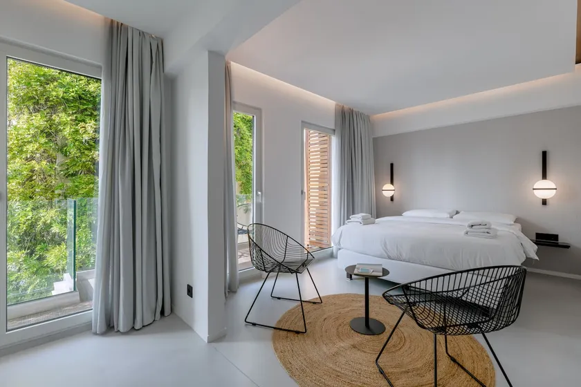 Hestia - Luxenia Suites Athens - Image 1