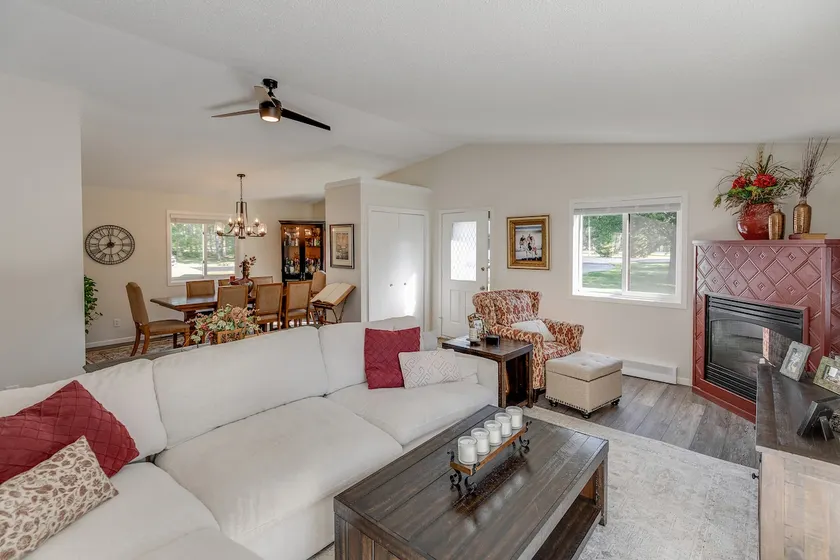 Centrally located 4 BR home! - Image 1